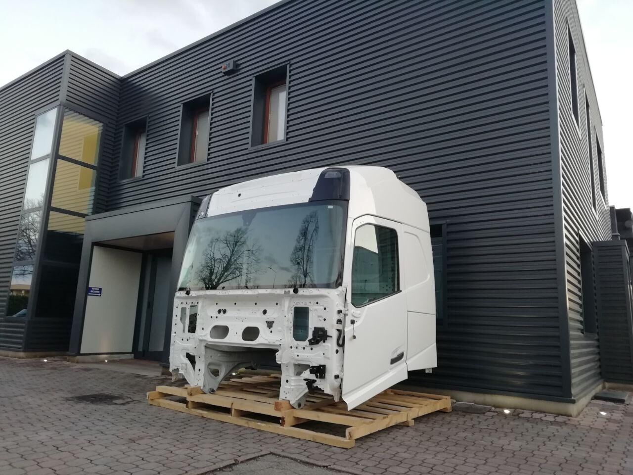 cabina VOLVO FH4 GLOBETROTTER L2 H2 EURO 6 per camion VOLVO