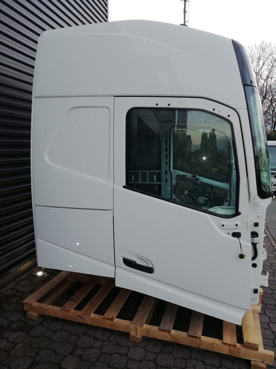 cabina VOLVO FH4 GLOBETROTTER L2 H2 EURO 6 per camion VOLVO