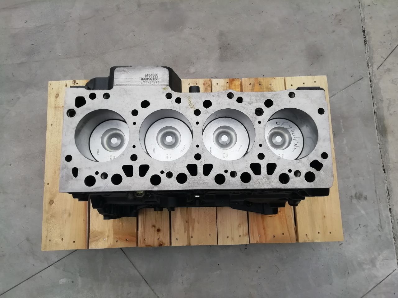 blocco motore F4BE0454B per camion IVECO