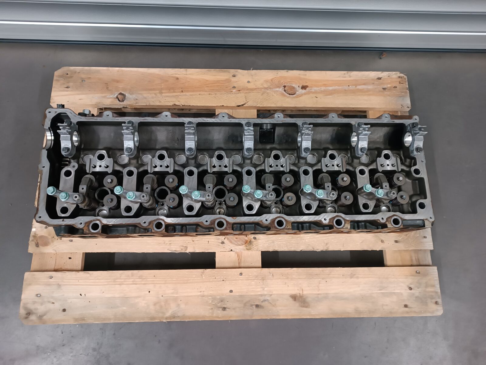 testata motore MAN D2676 EURO 5 TGS TGX per camion MAN
