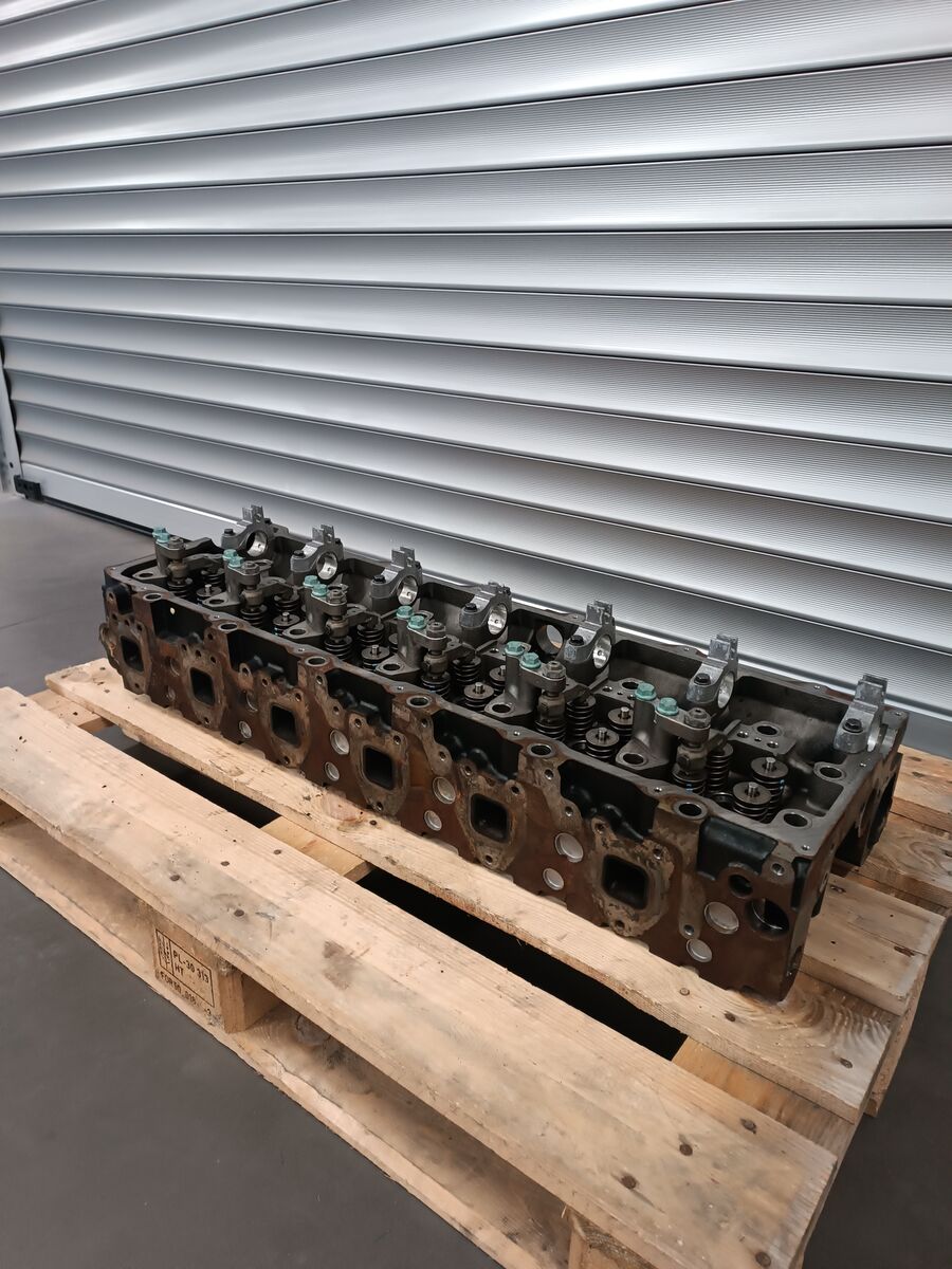 testata motore MAN D2676 EURO 5 TGS TGX per camion MAN