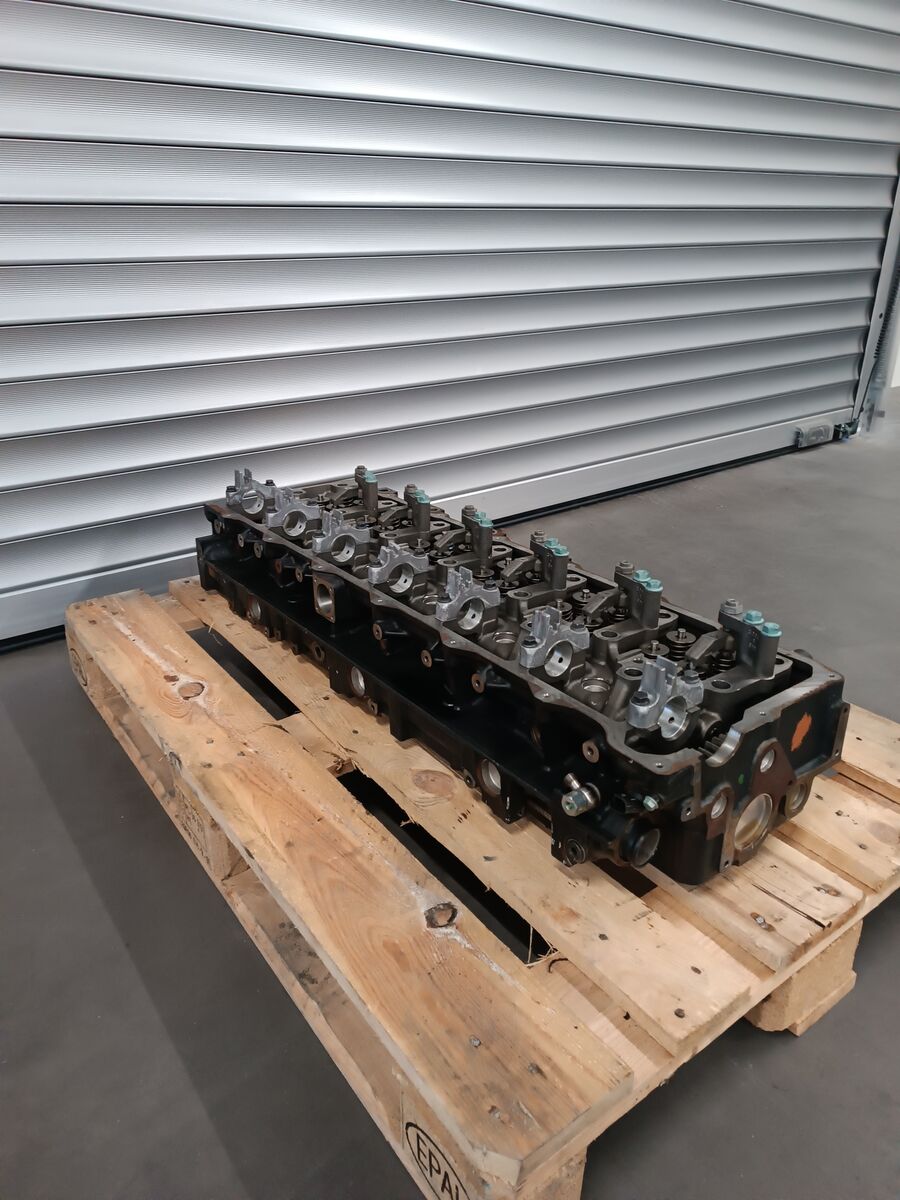 testata motore MAN D2676 EURO 5 TGS TGX per camion MAN