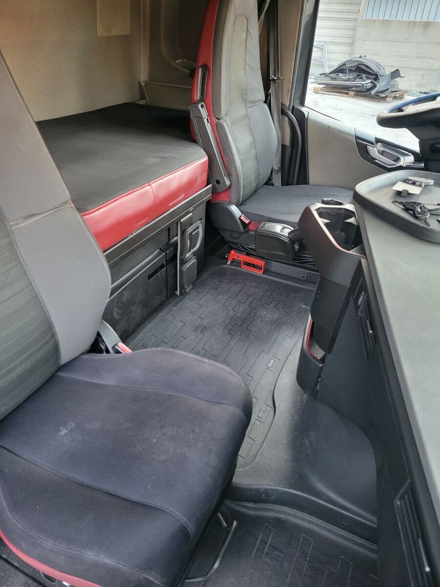 cabina VOLVO FH4 GLOBETROTTER XL L2 H3 EURO 6 2014 -> per camion VOLVO