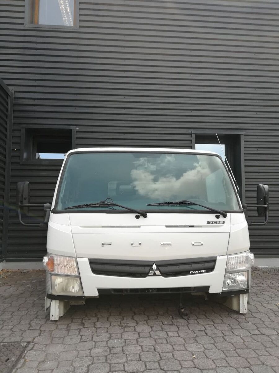 cabina MITSUBISHI FUSO CANTER C 1995mm LH DRIVE EURO 5 2011 -> per camion Mitsubishi Fuso
