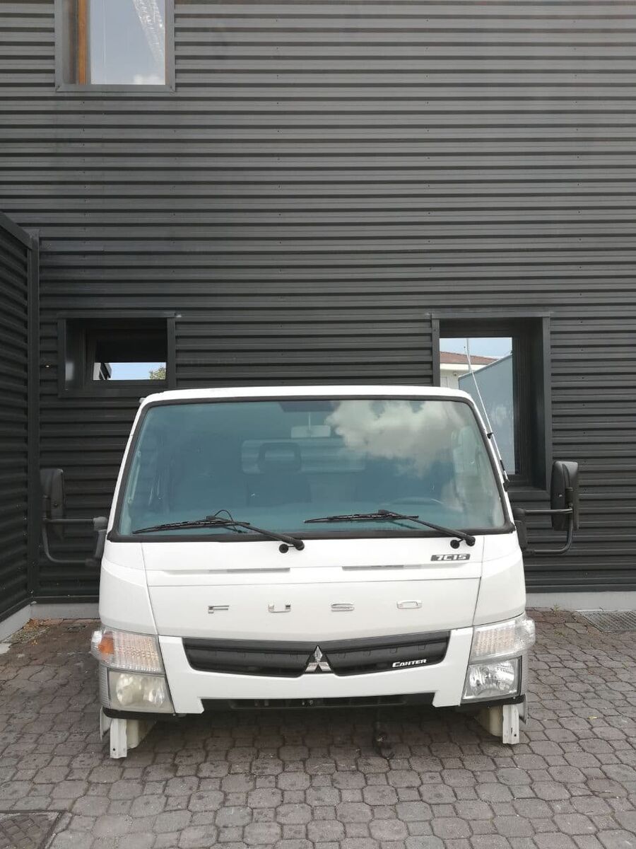 cabina MITSUBISHI FUSO CANTER C 1995mm LH DRIVE EURO 5 2011 -> per camion Mitsubishi Fuso