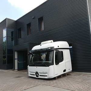 cabina MERCEDES-BENZ ACTROS 2500 mm STREAM SPACE per camion MERCEDES-BENZ MP4 EURO 6