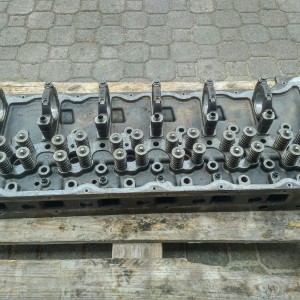testata motore VOLVO D9A - FM9 260 340 380hp EURO 3 per camion VOLVO