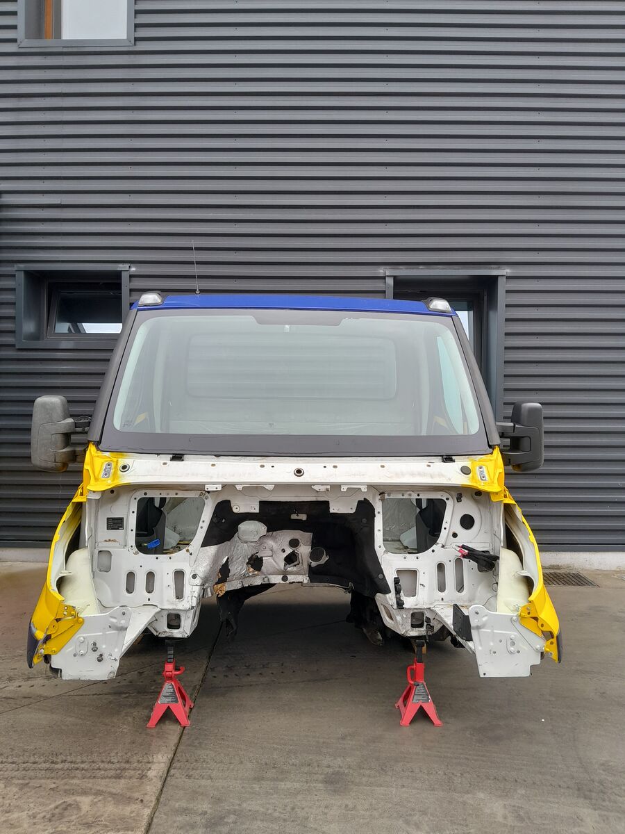 cabina IVECO DAILY EURO 6 2014 -> per commercial vehicle IVECO