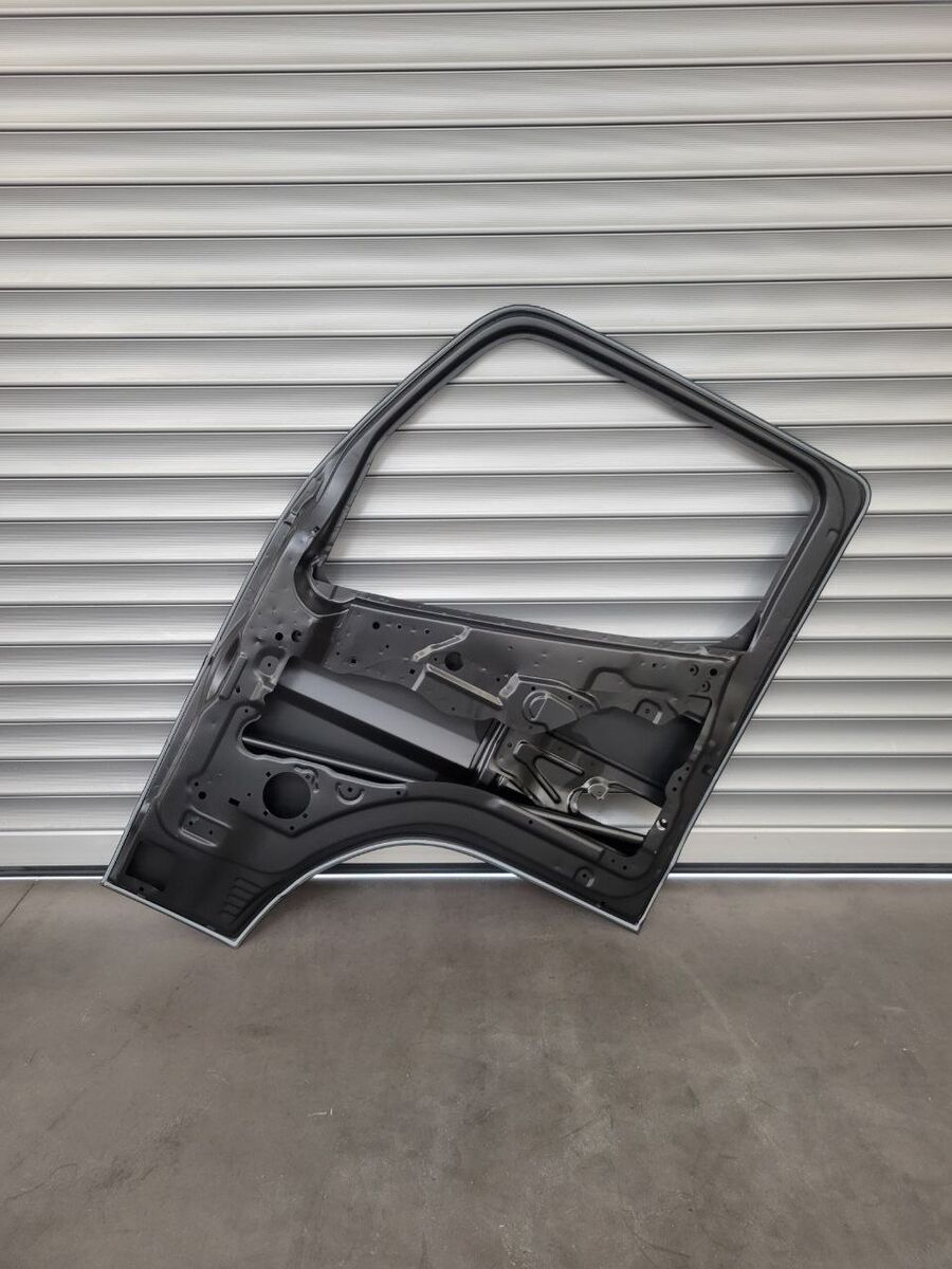 porta MITSUBISHI FUSO " S " RH SIDE 2014 - 2021 per commercial vehicle Mitsubishi Fuso