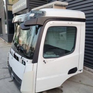 cabina MERCEDES-BENZ " S " CABIN 320mm ENGINE TUNNEL ANTOS ACTROS per camion MERCEDES-BENZ MP4 EURO 6