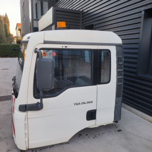 cabina per camion MAN MEDIUM